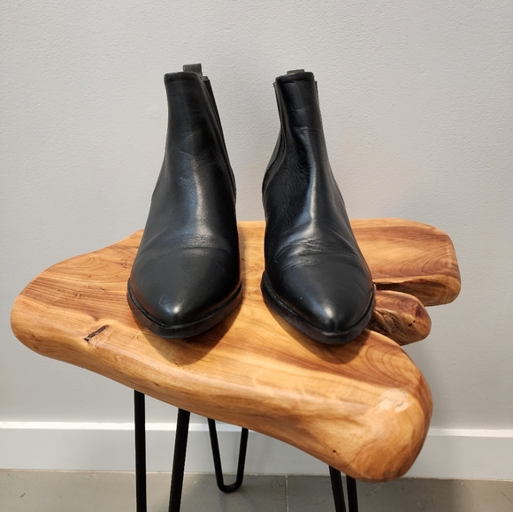 FRANK & OAK Chelsea Boots - Picture 3 of 4